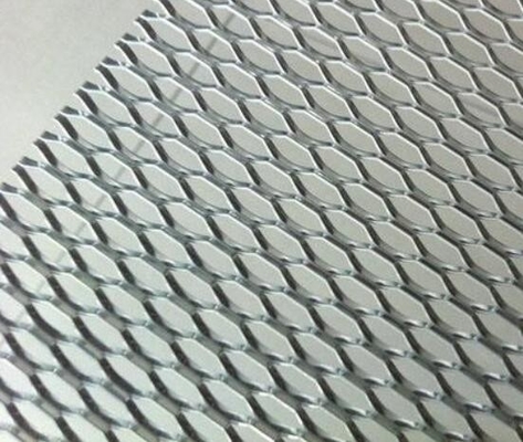 Yumuşak çelik galvanizli paslanmaz çelik alaşımları Genişletilmiş Metal Ağı 4' X 8 Boyut