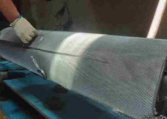 Böcek Dayanıklı Paslanmaz Çelik Güvenlik Ekrani 316 Sınıf Standart 30 Metre Uzunluk